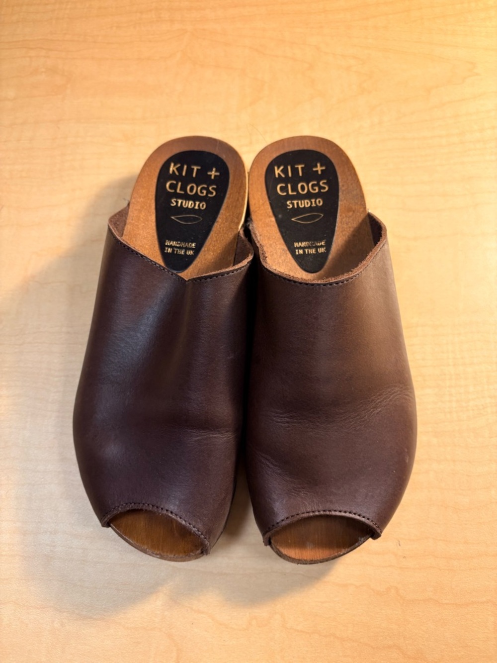 Kit & Clogs flex sole slide sandals size 37